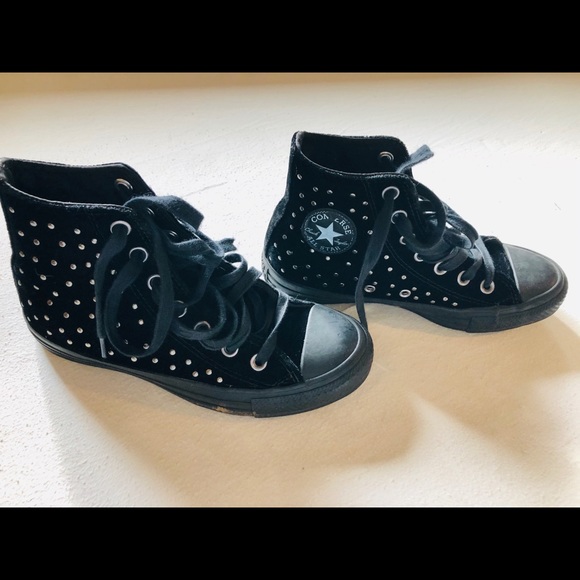 Black Velvet Converse - Picture 4 of 5